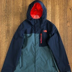 The North Face Men’s Lightweight Jacket